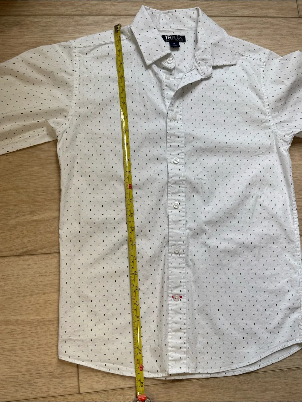 Tommy Hilfiger boys size 14 white blue long sleeve button down dress shirt